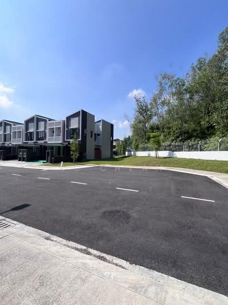 Rumah Teres 2-Tingkat untuk Disewa di Elmina (Shah Alam) - KC Cheah - Exterior - PropertyGuru.com.my
