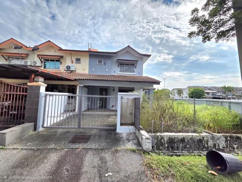 2-storey Terraced House for Sale in Puchong (Selangor) - Mohd Faizal - Exterior - PropertyGuru.com.my