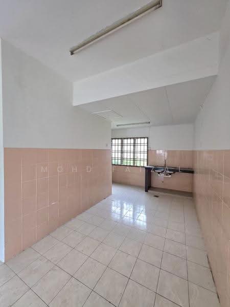 2-storey Terraced House for Sale in Puchong (Selangor) - Mohd Faizal - Kitchen - PropertyGuru.com.my