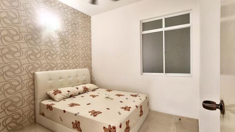 Condominium for Sale at D'Piazza - Boon Siew - Bedroom - PropertyGuru.com.my
