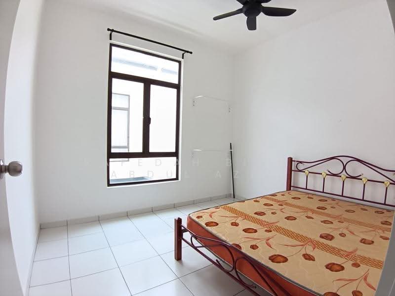 Terraced House for Sale in Eco Grandeur (Puncak Alam) - Rafedah Binti Abdul Aziz - Bedroom - PropertyGuru.com.my
