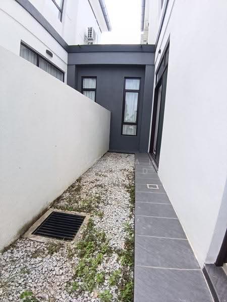 Terraced House for Sale in Eco Grandeur (Puncak Alam) - Rafedah Binti Abdul Aziz - Exterior - PropertyGuru.com.my