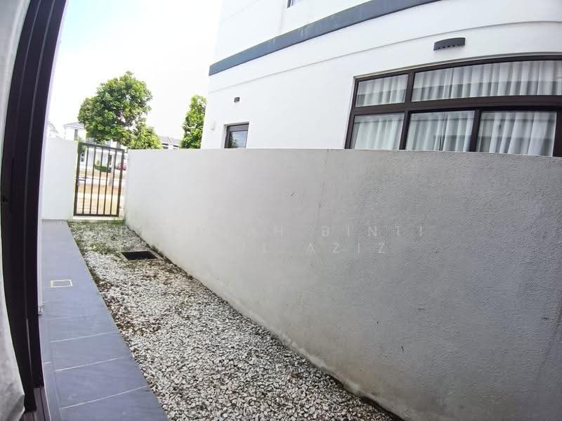 Terraced House for Sale in Eco Grandeur (Puncak Alam) - Rafedah Binti Abdul Aziz - Exterior - PropertyGuru.com.my