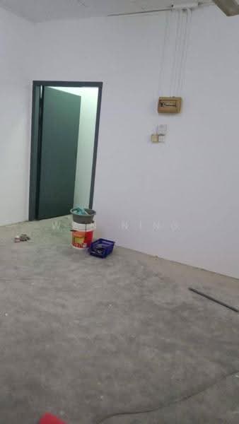 Kedai untuk Disewa di Taman Bukit Jaya (Ulu Tiram) - Wan Ning - Interior - PropertyGuru.com.my