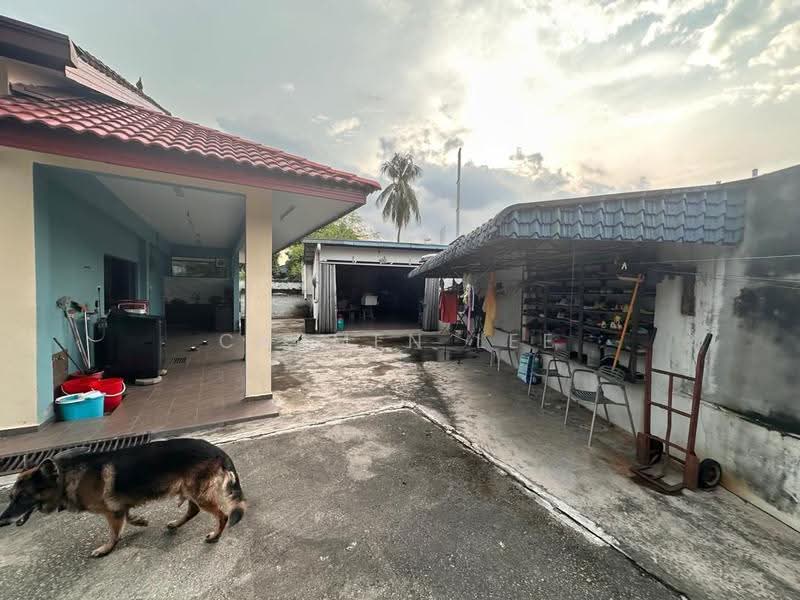 Bungalow House for Sale in Taman Kanagapuram (Petaling Jaya) - Carmen Lee - PropertyGuru.com.my