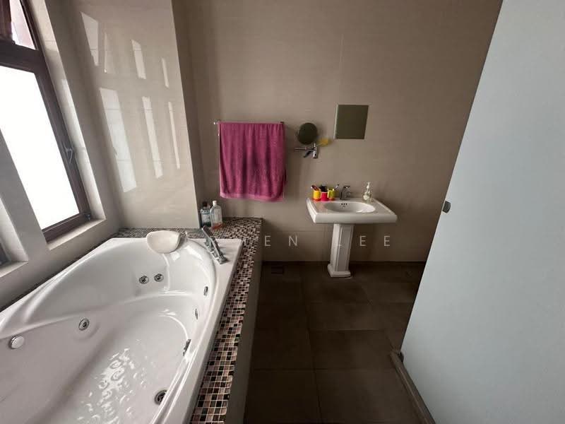 Bungalow House for Sale in Taman Kanagapuram (Petaling Jaya) - Carmen Lee - PropertyGuru.com.my