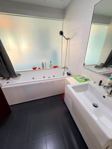 Service Residence for Rent at V@SUMMERPLACE - Jessica Ma - Bathroom - PropertyGuru.com.my
