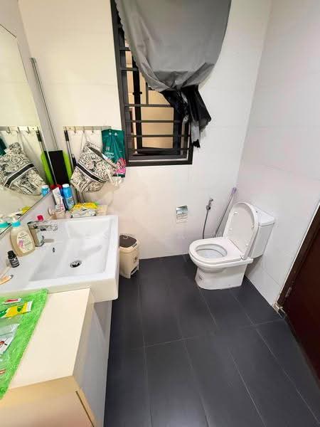 Service Residence for Rent at V@SUMMERPLACE - Jessica Ma - Bathroom - PropertyGuru.com.my