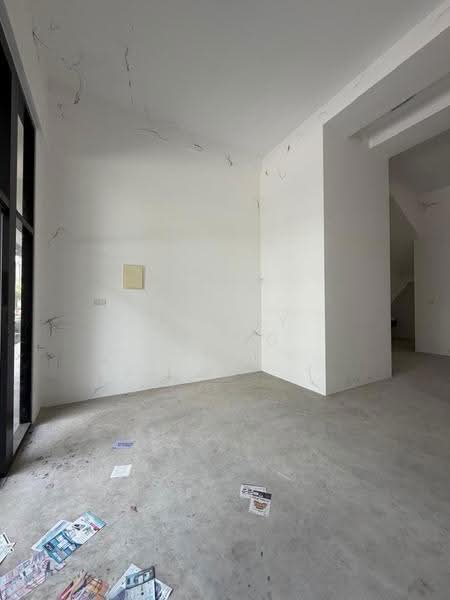 Shop / Office untuk Disewa di Aspen Vision City (Batu Kawan) - Hailey Ch'ng - Interior - PropertyGuru.com.my