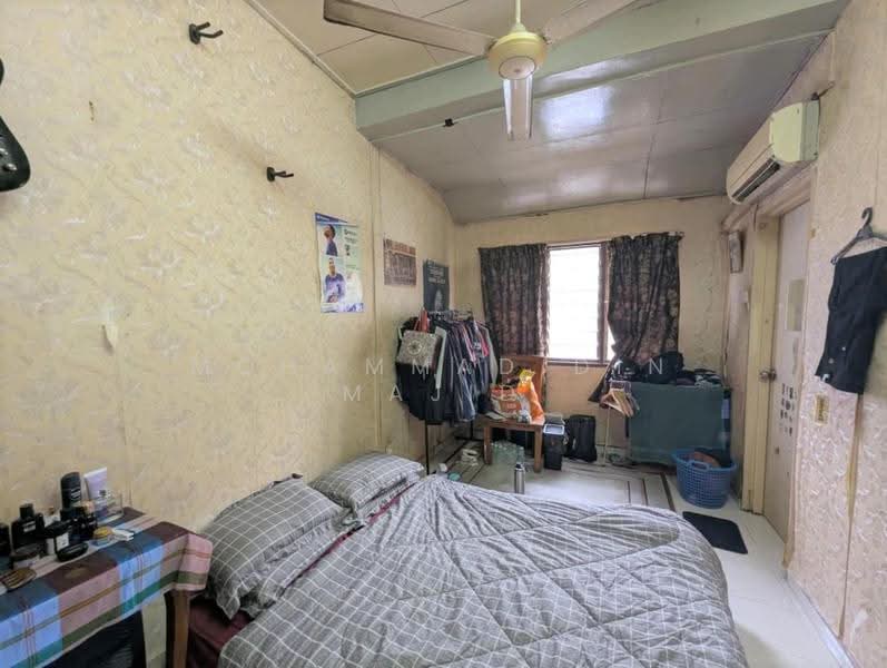 3-storey Terraced House for Sale in Desa Latania (Shah Alam) - Mohammad Din Majid - Bedroom - PropertyGuru.com.my