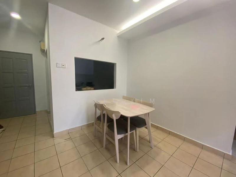 Kondominium untuk Disewa di Angkasa Condominiums - Lesli Yim - Dining Room - PropertyGuru.com.my