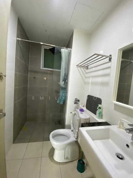 Kediaman Servis untuk Disewa di Temasya 8 - Emily Kho - Bathroom - PropertyGuru.com.my