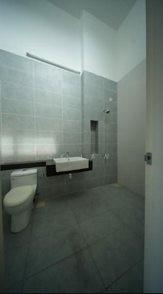 2-storey Terraced House for Rent in Semenyih (Selangor) - CK Law - Bathroom - PropertyGuru.com.my