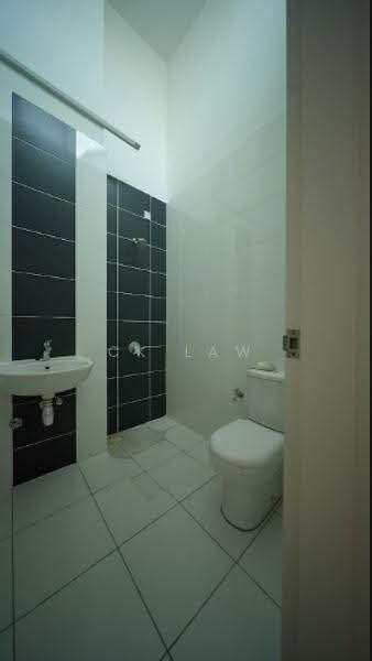 2-storey Terraced House for Rent in Semenyih (Selangor) - CK Law - Bathroom - PropertyGuru.com.my