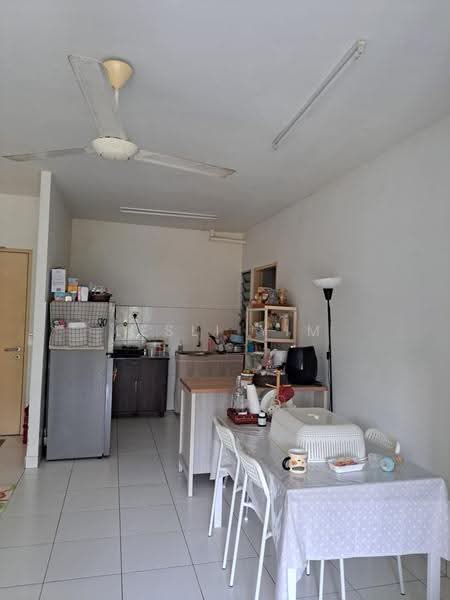 Apartment for Sale at Seri Pinang - Lesli Yim - Kitchen - PropertyGuru.com.my