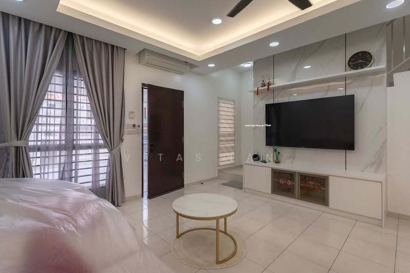 2-storey Terraced House for Sale in Seksyen U13 (Setia Alam) - Vitas Tan - Living Room - PropertyGuru.com.my