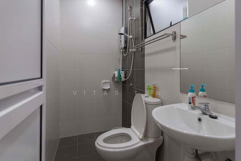 2-storey Terraced House for Sale in Seksyen U13 (Setia Alam) - Vitas Tan - Bathroom - PropertyGuru.com.my
