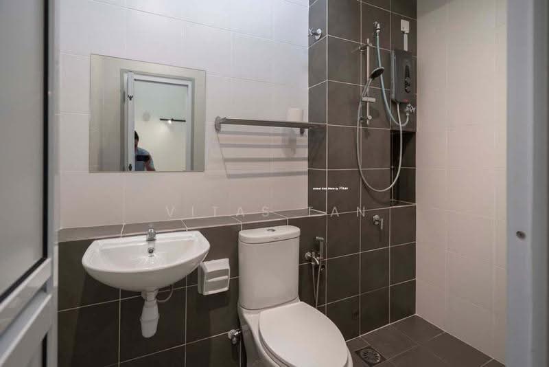 2-storey Terraced House for Sale in Seksyen U13 (Setia Alam) - Vitas Tan - Bathroom - PropertyGuru.com.my