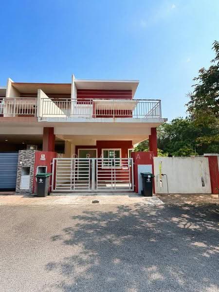 Rumah Teres 2-Tingkat untuk Dijual di Taman Warisan Villa (Nilai) - Norafian SMH - Exterior - PropertyGuru.com.my
