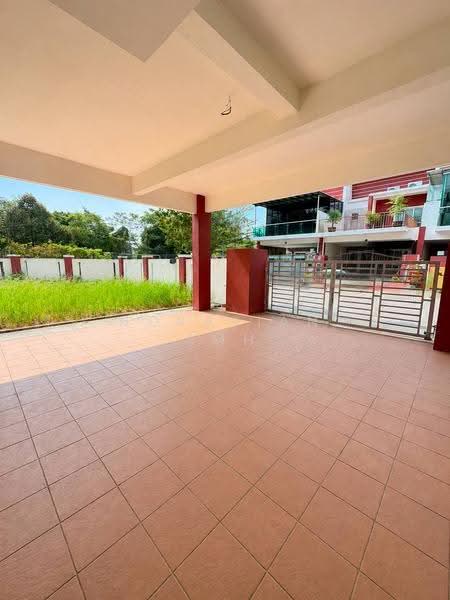 Rumah Teres 2-Tingkat untuk Dijual di Taman Warisan Villa (Nilai) - Norafian SMH - Exterior - PropertyGuru.com.my