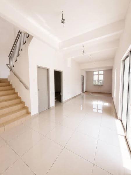 Rumah Teres 2-Tingkat untuk Dijual di Taman Warisan Villa (Nilai) - Norafian SMH - Interior - PropertyGuru.com.my