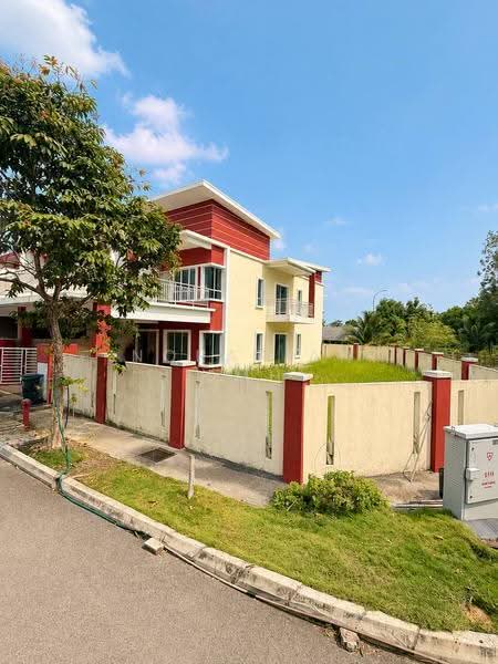 Rumah Teres 2-Tingkat untuk Dijual di Taman Warisan Villa (Nilai) - Norafian SMH - Exterior - PropertyGuru.com.my