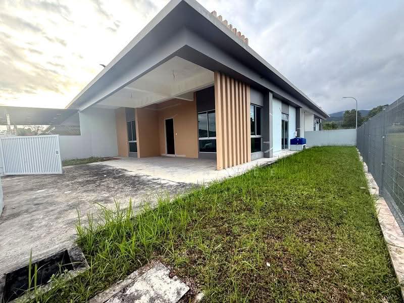 Rumah Kluster untuk Dijual di Kawasan Perindustrian Maju Jaya (Skudai) - Calvin Lee - Exterior - PropertyGuru.com.my