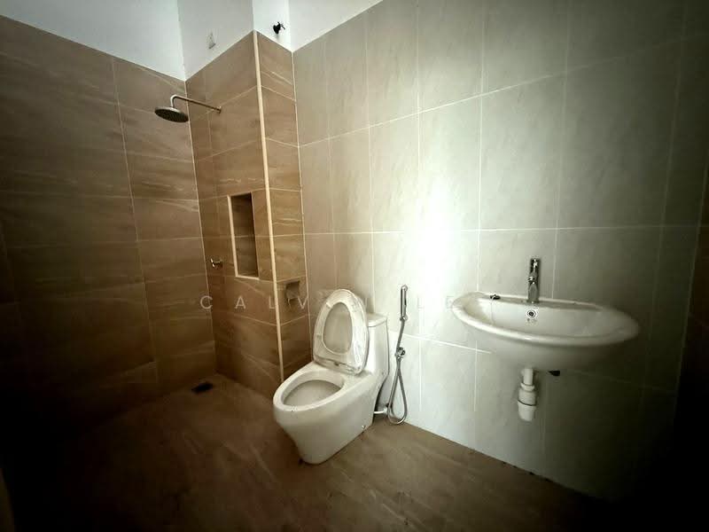 Rumah Kluster untuk Dijual di Kawasan Perindustrian Maju Jaya (Skudai) - Calvin Lee - Bathroom - PropertyGuru.com.my