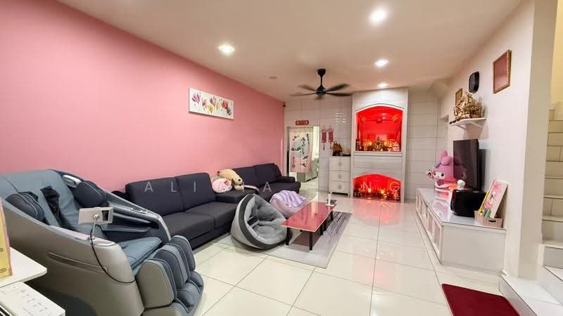 2-storey Terraced House for Sale in Bandar Pulai Jaya (Kulai) - Alicia Fong - Living Room - PropertyGuru.com.my