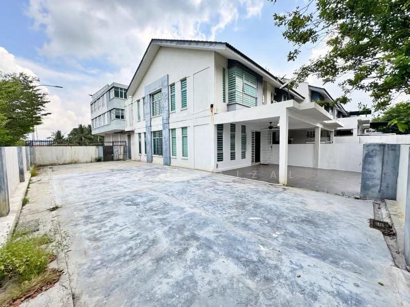 2-storey Terraced House for Sale in Bandar Baru Bangi (Selangor) - Mohd Faizal - Exterior - PropertyGuru.com.my