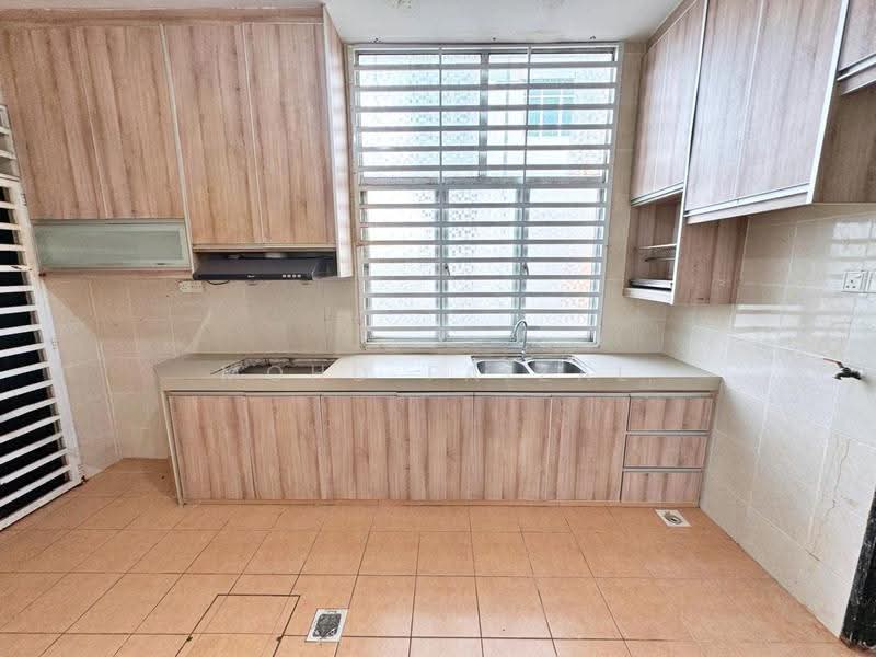 2-storey Terraced House for Sale in Bandar Baru Bangi (Selangor) - Mohd Faizal - Kitchen - PropertyGuru.com.my