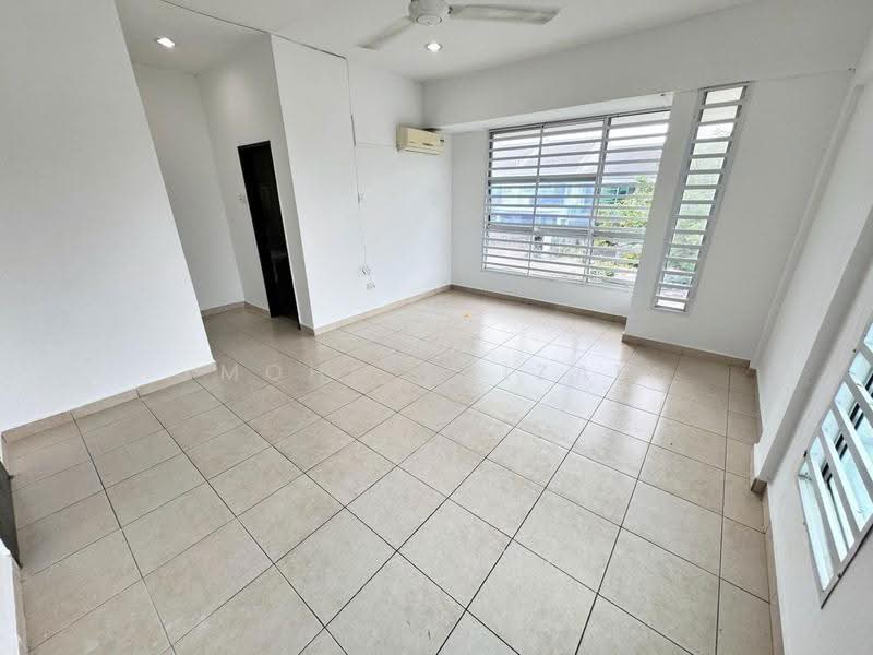 2-storey Terraced House for Sale in Bandar Baru Bangi (Selangor) - Mohd Faizal - Living Room - PropertyGuru.com.my