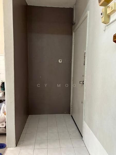 Rumah Flat untuk Dijual di Taman Cheras Awana Apartment - CY Moo - Entrance - PropertyGuru.com.my