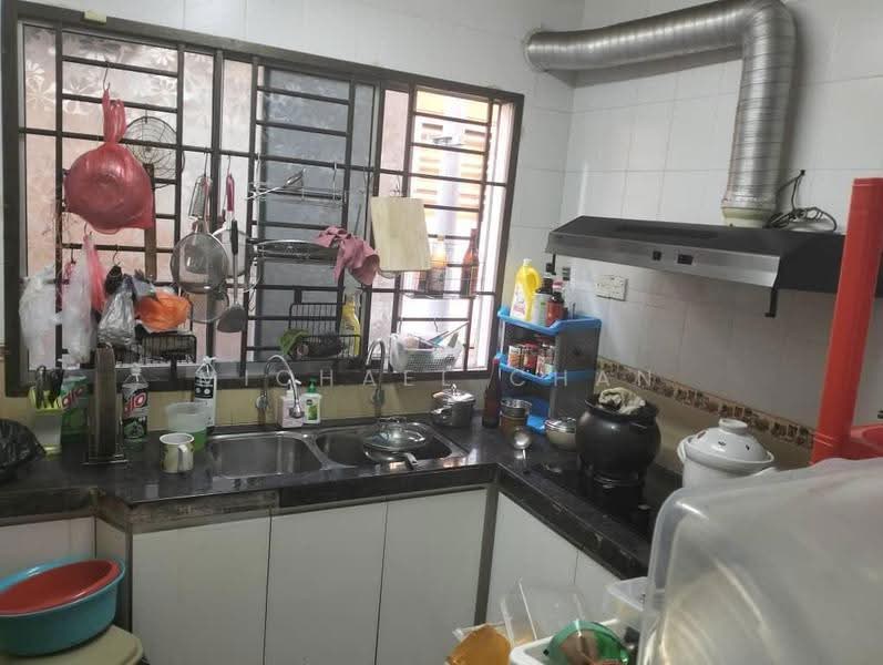 2-storey Terraced House for Sale in Puchong (Selangor) - Michael Chan - Kitchen - PropertyGuru.com.my