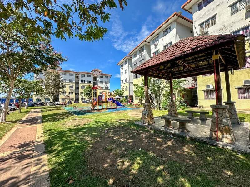 Pangsapuri untuk Dijual di Teratai Apartment @ Taman Sutera - Mohd Faizal - Exterior - PropertyGuru.com.my