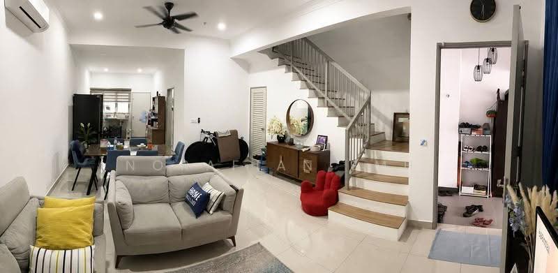 Rumah Teres 2-Tingkat untuk Dijual di Kota Seriemas (Nilai) - Norafian SMH - Living Room - PropertyGuru.com.my