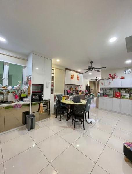 Kondominium untuk Dijual di The Clovers - Bryan H'ng - Kitchen - PropertyGuru.com.my