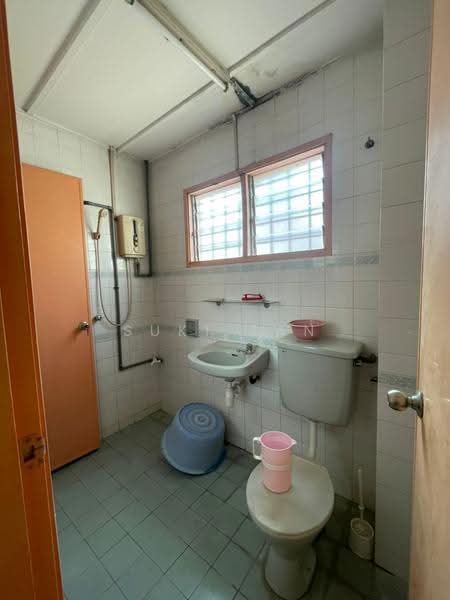 2-storey Terraced House for Sale in Bandar Sri Damansara (Selangor) - Suki Tan - Bathroom - PropertyGuru.com.my