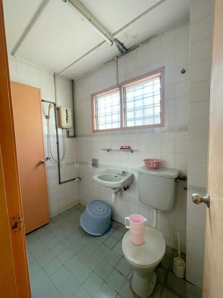 2-storey Terraced House for Sale in Bandar Sri Damansara (Selangor) - Suki Tan - Bathroom - PropertyGuru.com.my