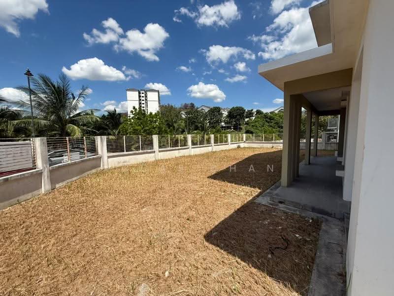 Rumah Teres 2-Tingkat untuk Dijual di Bandar Kinrara (Selangor) - Lucas Chan - Exterior - PropertyGuru.com.my