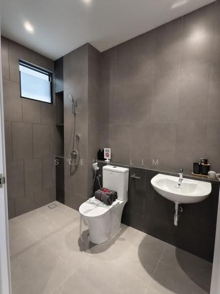 Cluster House for Sale in Bandar Rimbayu (Telok Panglima Garang) - Steve Lim - Bathroom 4 - PropertyGuru.com.my