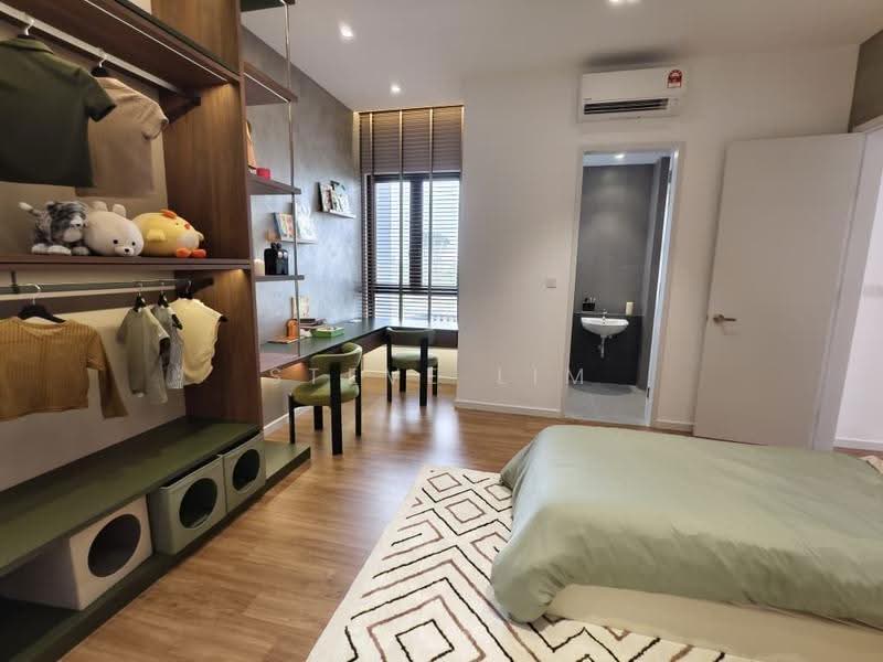 Cluster House for Sale in Bandar Rimbayu (Telok Panglima Garang) - Steve Lim - Bedroom 3 - PropertyGuru.com.my