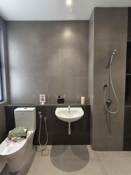 Cluster House for Sale in Bandar Rimbayu (Telok Panglima Garang) - Steve Lim - Bathroom 3 - PropertyGuru.com.my