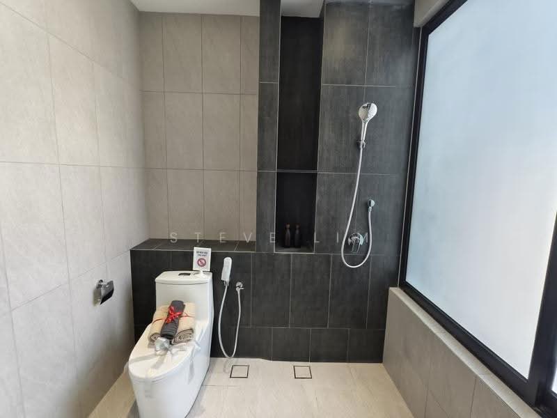 Cluster House for Sale in Bandar Rimbayu (Telok Panglima Garang) - Steve Lim - Master bathroom - PropertyGuru.com.my