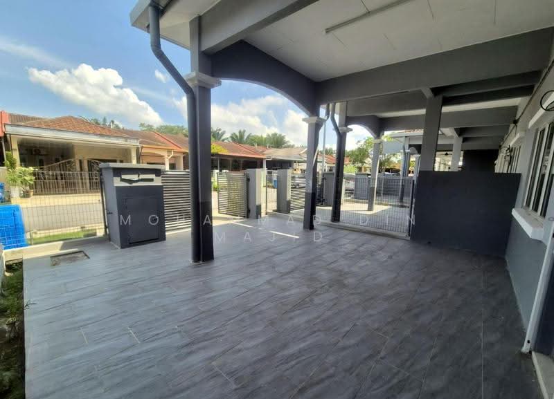 Rumah Teres 1-Tingkat untuk Dijual di Shah Alam (Selangor) - Mohammad Din Majid - Exterior - PropertyGuru.com.my
