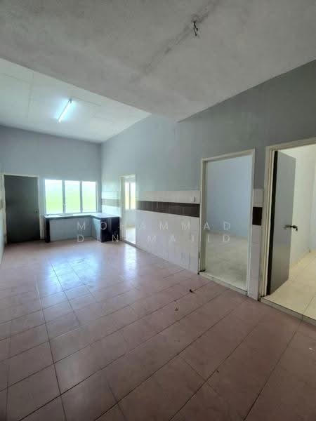 Rumah Teres 1-Tingkat untuk Dijual di Shah Alam (Selangor) - Mohammad Din Majid - Kitchen - PropertyGuru.com.my