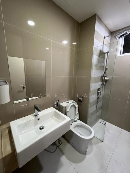 Kondominium untuk Disewa di Southbank Residence - Karen Lau - Bathroom - PropertyGuru.com.my