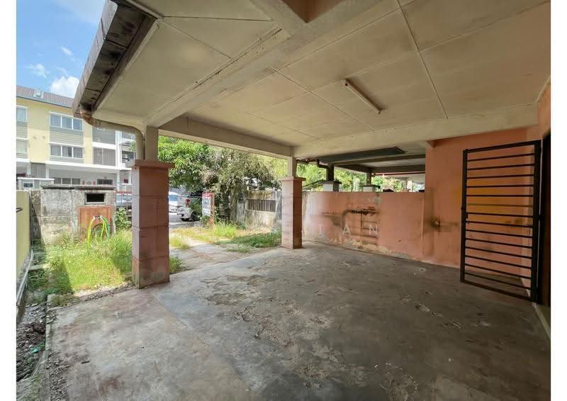 3-storey Terraced House for Sale in Shah Alam (Selangor) - Freya Tan - PropertyGuru.com.my