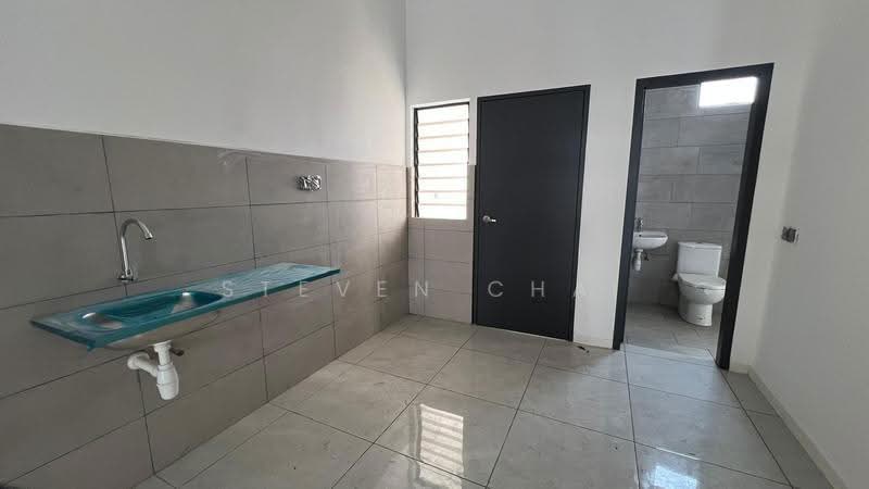 2-storey Terraced House for Sale in Bukit Beruang (Bukit Baru) - Steven Chai - Bathroom - PropertyGuru.com.my
