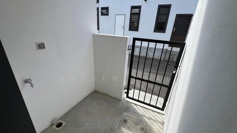 2-storey Terraced House for Sale in Bukit Beruang (Bukit Baru) - Steven Chai - Exterior - PropertyGuru.com.my